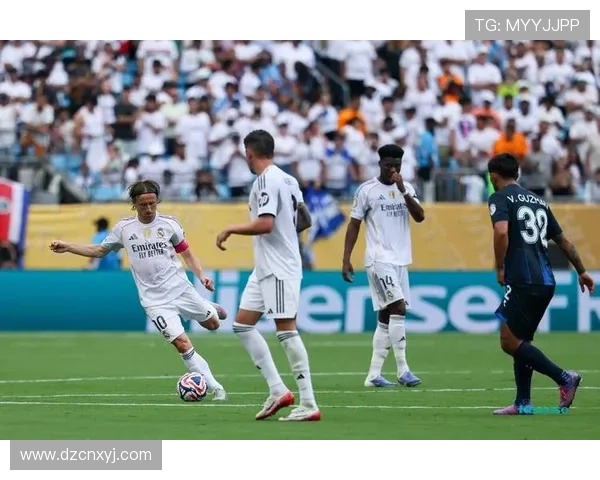 阿韦洛亚盛赞阿隆索执教皇马开局完美14场13胜表现出色