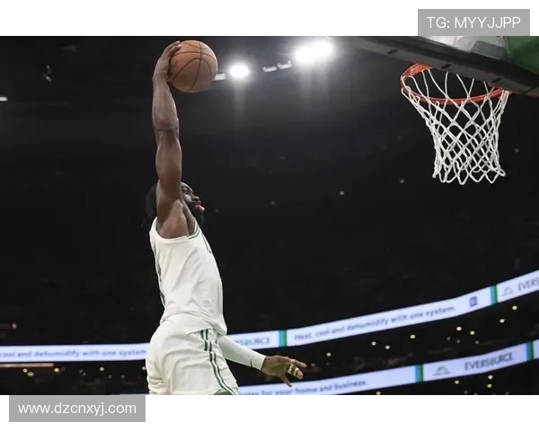 布朗称赞马祖拉执教风格独特认为球队当前需要这种疯狂的能量